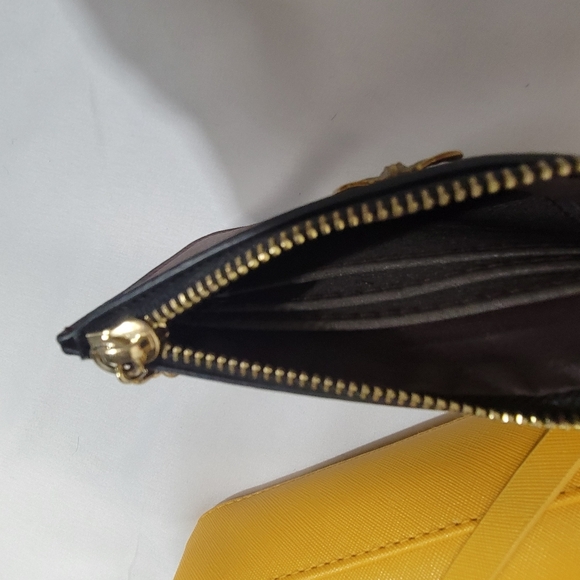 Sophia Allport Bees Collection Mini Shoulder Bag With AnnabelZ Coin Purse - Picture 3 of 14